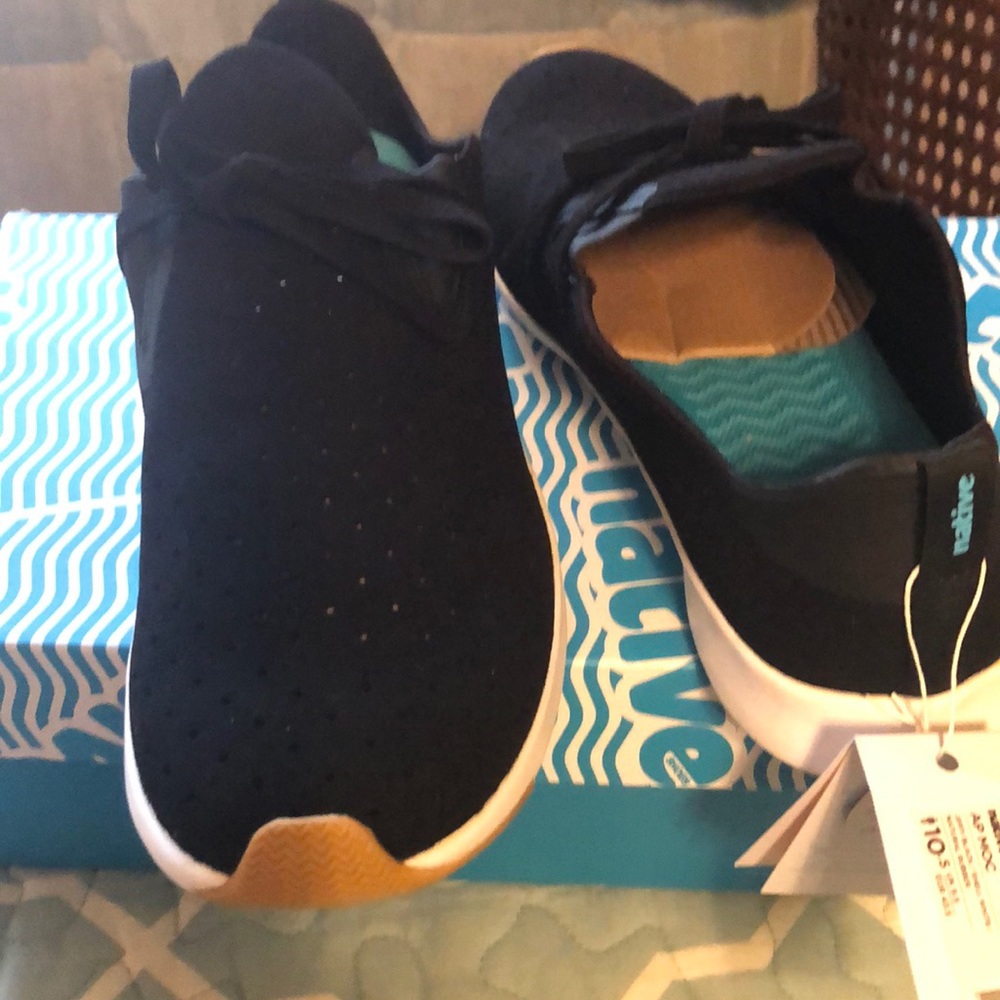 Ladies sneakers